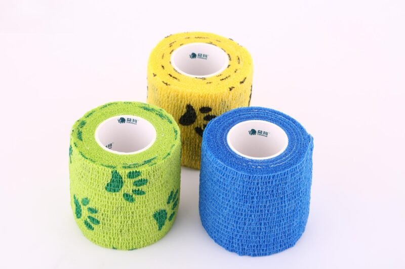 2 Bitterant-containing Elastic Bandage for Animals