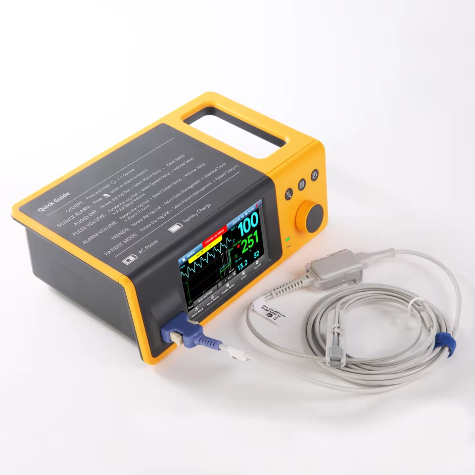 VM30 veterinary monitor supplied with reusable SpO2 sensor and extension cable connected to the front panel port