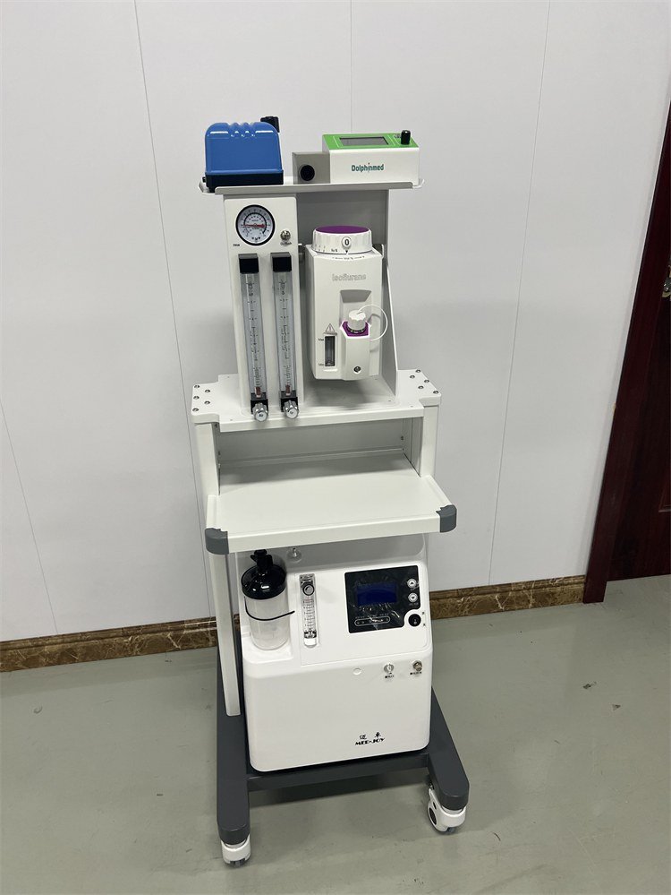 IWA-Ven10 feature - adjustable tidal volume and respirato... IWA-Ven10 feature - adjustable tidal volume and respiratory rate via LED display and knob