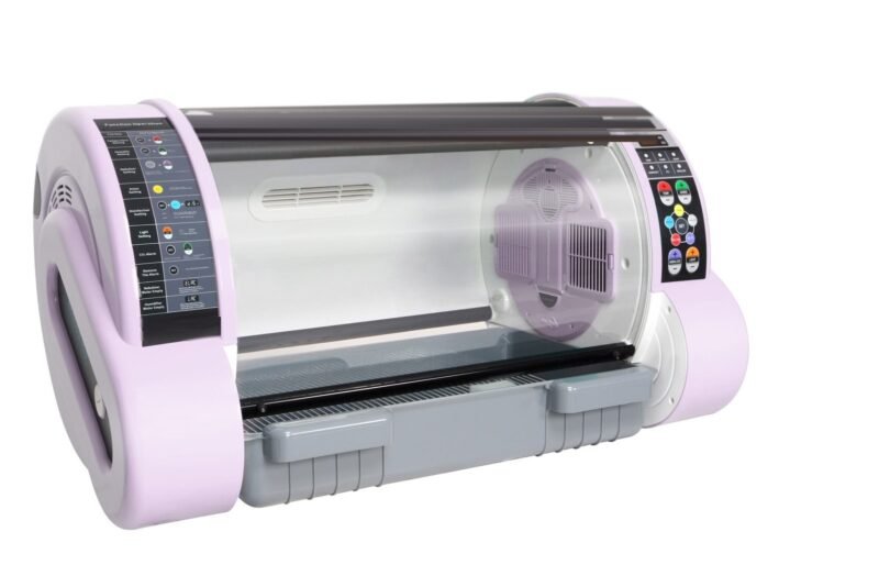 Veterinary ICU Incubator with Temperature, Humidity and Oxygen Control