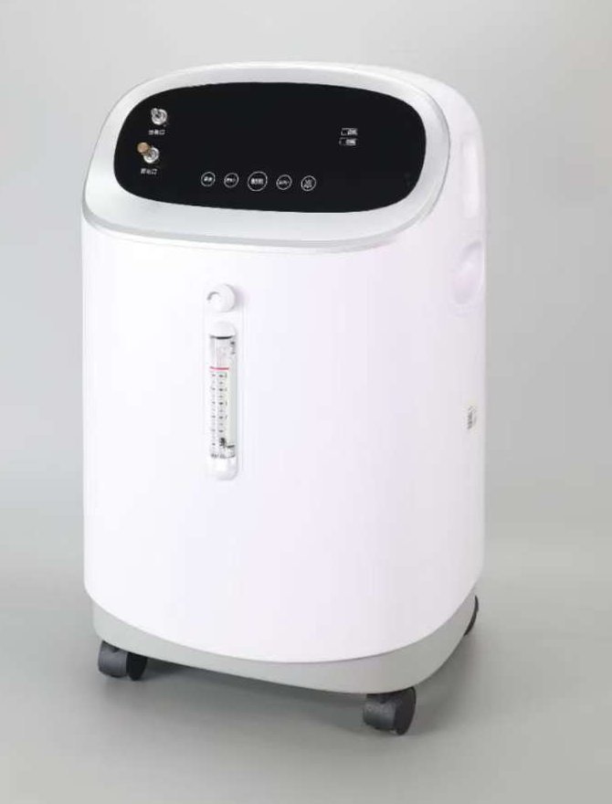 V-Y501W oxygen concentrator - three-quarter view showing touch control panel, oxygen outlet and nebulizer outlet